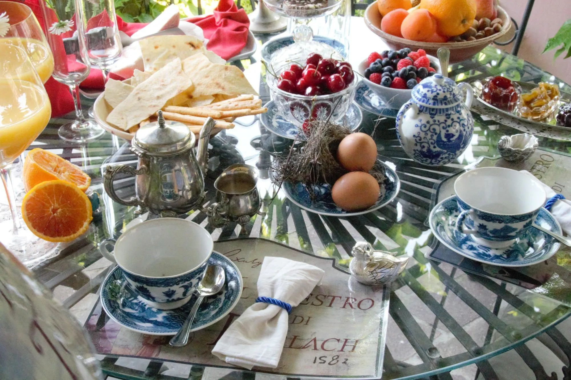 Colazione con prodotti artigianali e tipici liguri